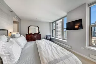 25 E Superior St, Chicago, IL 60611 - Photo 14