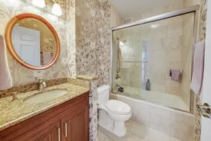 25 E Superior St, Chicago, IL 60611 - Photo 22