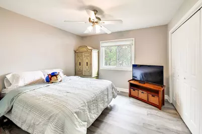 313 S Hi Lusi Avenue, Mount Prospect, IL 60056 - Photo 18