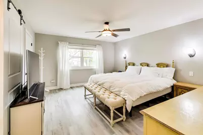 313 S Hi Lusi Avenue, Mount Prospect, IL 60056 - Photo 14