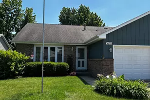 575 Elizabeth Dr, Coal City, IL 60416 - Photo 1