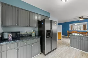 575 Elizabeth Dr, Coal City, IL 60416 - Photo 10
