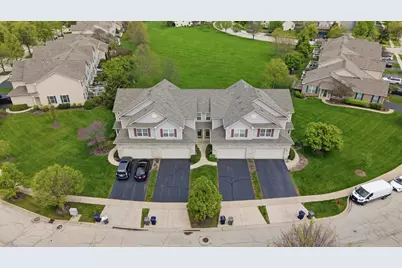 918 Oak Ridge Boulevard, Elgin, IL 60120 - Photo 28