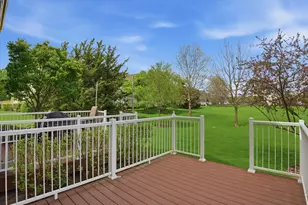 918 Oak Ridge Blvd, Elgin, IL 60120 - Photo 22
