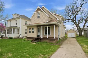 323 Douglas Ave, Dixon, IL 61021 - Photo 36