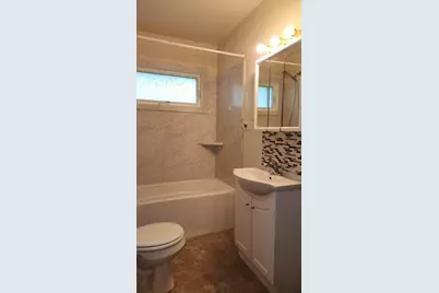 805 Garfield Street, Harvard, IL 60033 - Photo 10