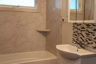 805 Garfield St, Harvard, IL 60033 - Photo 10
