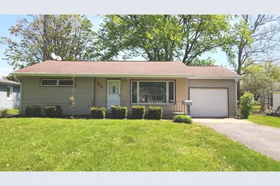 805 Garfield Street, Harvard, IL 60033 - Photo 1