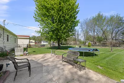 3820 15th St A, Moline, IL 51265 - Photo 32