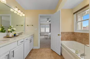 1590 Fielding Dr, Glenview, IL 60026 - Photo 18