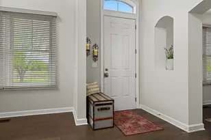 1590 Fielding Dr, Glenview, IL 60026 - Photo 2