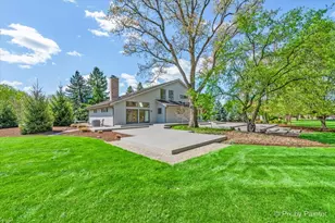 28W300 Flanders Ln, Winfield, IL 60190 - Photo 8