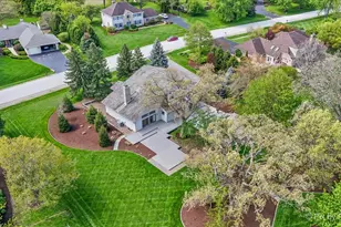 28W300 Flanders Ln, Winfield, IL 60190 - Photo 4