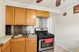 2730 N 74th Ct, Elmwood Park, IL 60707 - Photo 6
