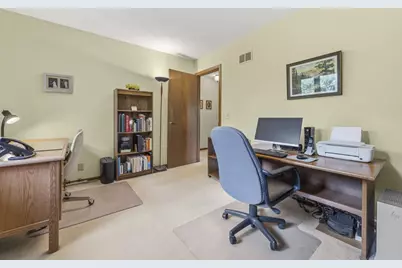 404 S Helena Avenue, Mount Prospect, IL 60056 - Photo 30