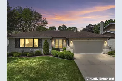 404 S Helena Avenue, Mount Prospect, IL 60056 - Photo 2