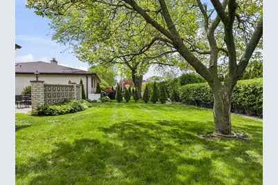 404 S Helena Avenue, Mount Prospect, IL 60056 - Photo 38