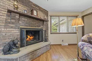 404 S Helena Ave, Mount Prospect, IL 60056 - Photo 22