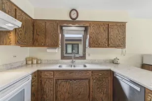 404 S Helena Ave, Mount Prospect, IL 60056 - Photo 18