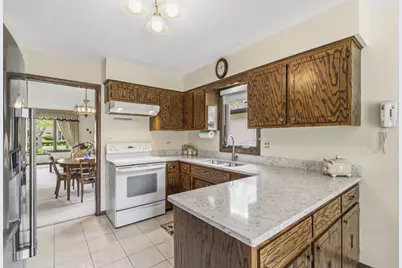 404 S Helena Avenue, Mount Prospect, IL 60056 - Photo 16