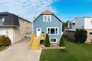 6730 W Dakin St, Chicago, IL 60634 - Photo 1