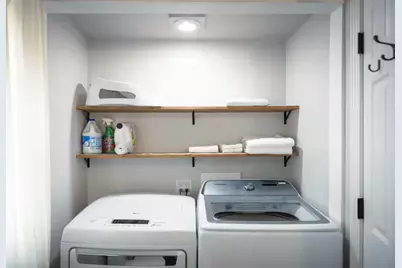 300 Division Street, South Elgin, IL 60177 - Photo 14