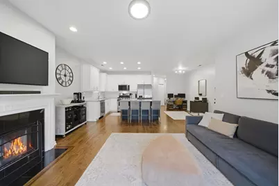 1623 W Grand Avenue #1E, Chicago, IL 60622 - Photo 2