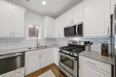 1623 W Grand Avenue #1E, Chicago, IL 60622 - Photo 6