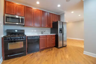 2036 W Arthur Avenue #3, Chicago, IL 60645 - Photo 4