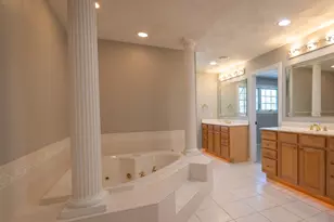 1687 Barberry Cir, Freeport, IL 61032 - Photo 26