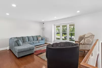 224 E Cedarwood Court, Palatine, IL 60067 - Photo 6