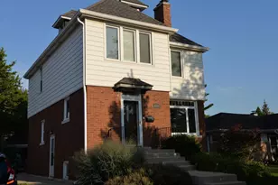 940 W Grant Dr, Des Plaines, IL 60016 - Photo 4