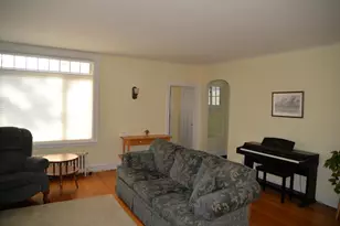 940 W Grant Dr, Des Plaines, IL 60016 - Photo 12