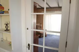 940 W Grant Dr, Des Plaines, IL 60016 - Photo 16