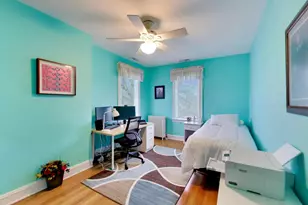 940 W Grant Dr, Des Plaines, IL 60016 - Photo 40