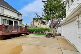 940 W Grant Dr, Des Plaines, IL 60016 - Photo 68