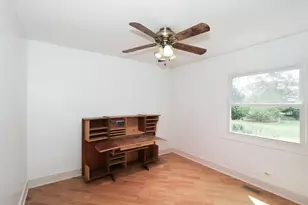 218 E Nerge Rd, Roselle, IL 60172 - Photo 26