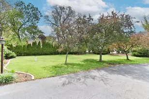 218 E Nerge Rd, Roselle, IL 60172 - Photo 34