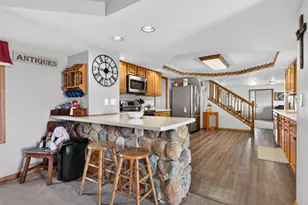34007 Pearl St, Kirkland, IL 60146 - Photo 14