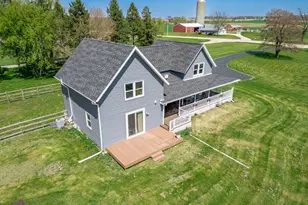 34007 Pearl St, Kirkland, IL 60146 - Photo 34
