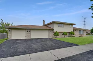 8218 170th St, Tinley Park, IL 60477 - Photo 24