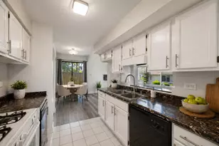216 Whitewood Dr, Streamwood, IL 60107 - Photo 6