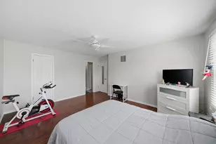 216 Whitewood Dr, Streamwood, IL 60107 - Photo 10