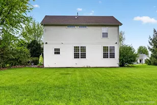 400 Talismon Dr, Crystal Lake, IL 60012 - Photo 20