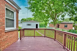 6707 N St Louis Ave, Lincolnwood, IL 60712 - Photo 28