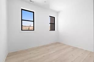 1331 W Taylor St, Chicago, IL 60607 - Photo 12