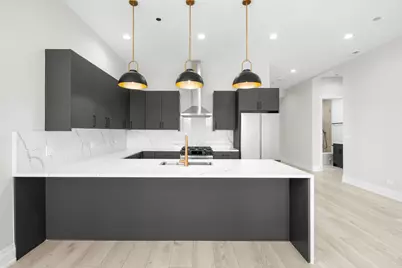 1331 W Taylor Street #4, Chicago, IL 60607 - Photo 4