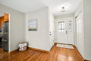 1000 Hunter St, Lombard, IL 60148 - Photo 4