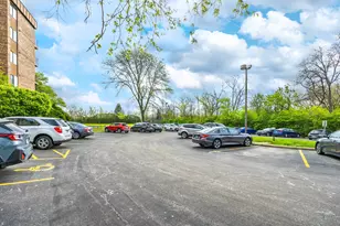 425 Walnut Creek Ln, Lisle, IL 60532 - Photo 20