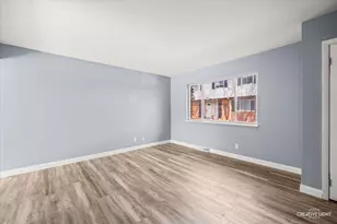 1370 Monomoy St, Aurora, IL 60506 - Photo 4